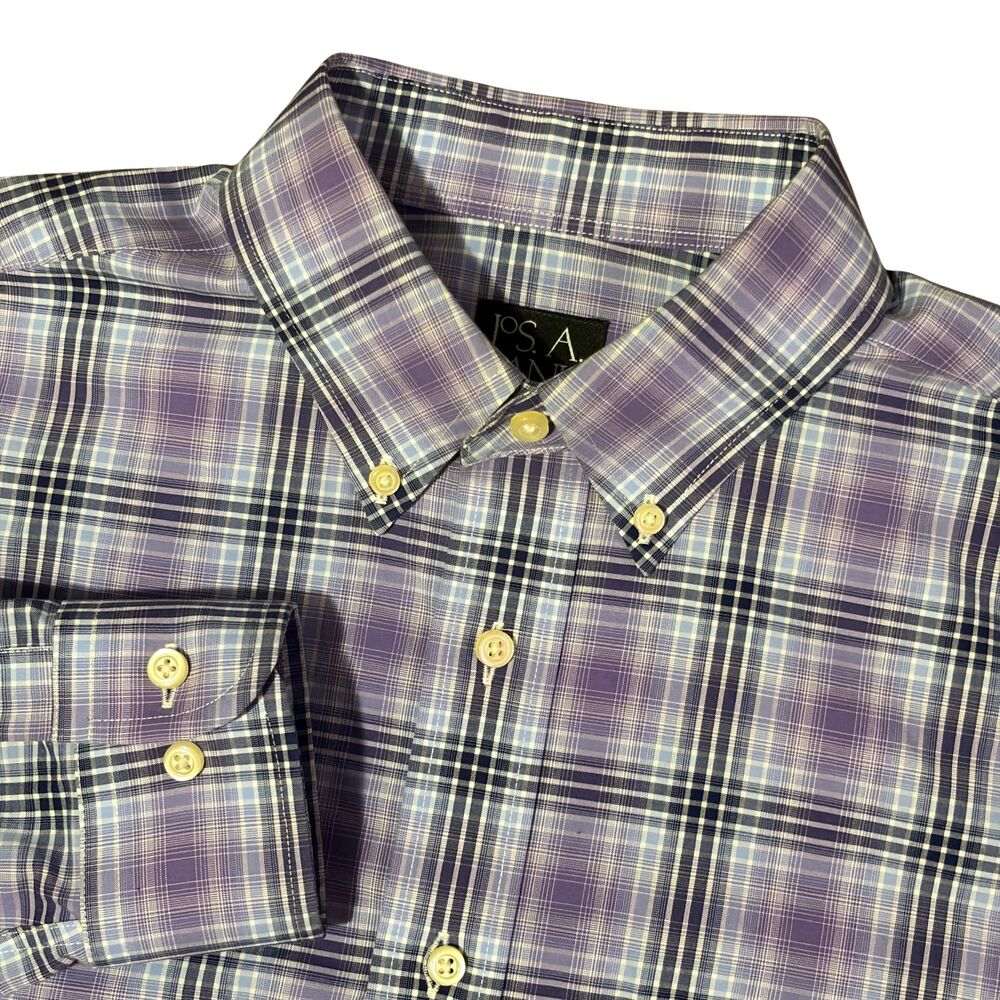 Jos A Bank Travelers Collection Mens Medium Purple Plaid Button Down Shirt